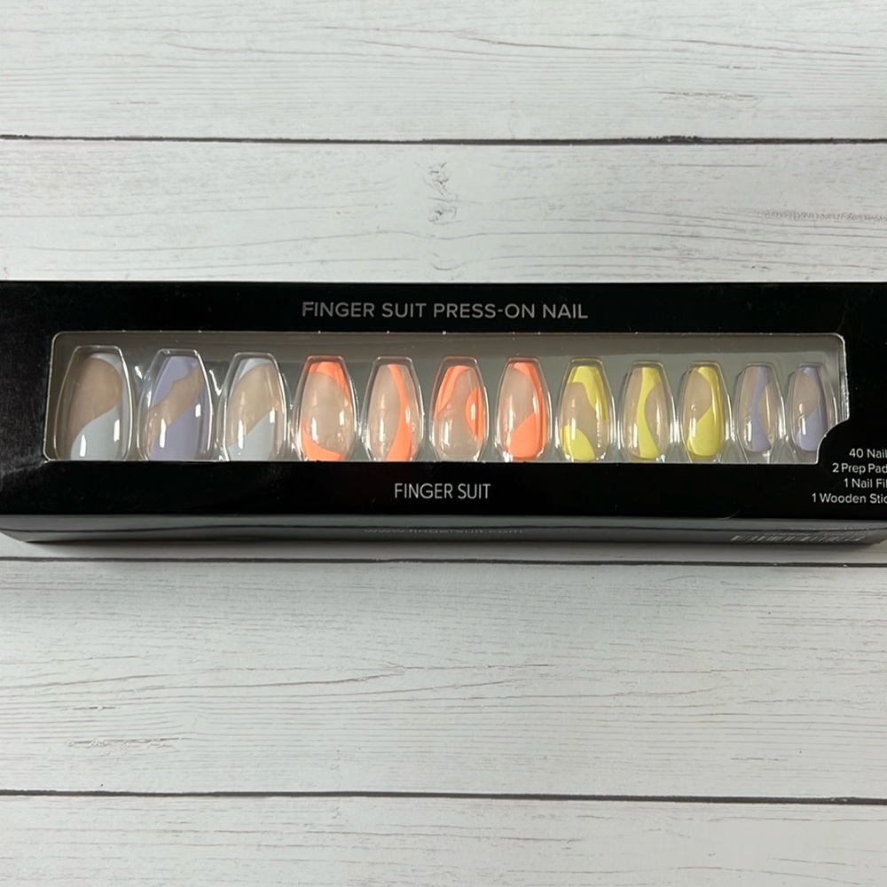 Finger Suit Coffin Medium Length Press On Nails. NIB. Color Wave.